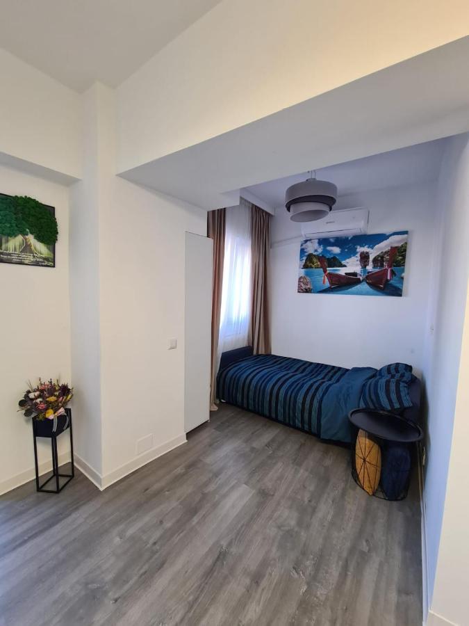 Central Apartment Târgu Jiu Extérieur photo