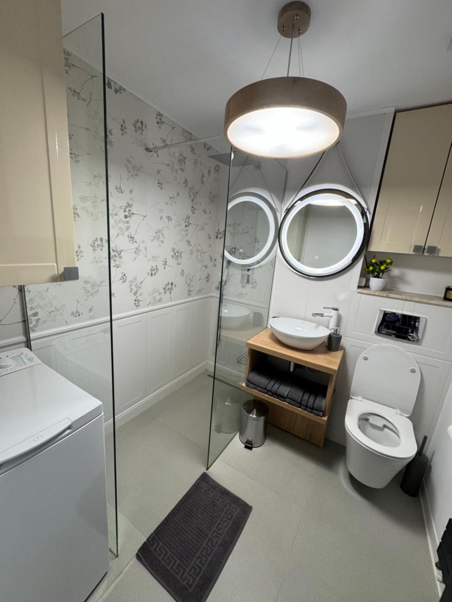 Central Apartment Târgu Jiu Extérieur photo